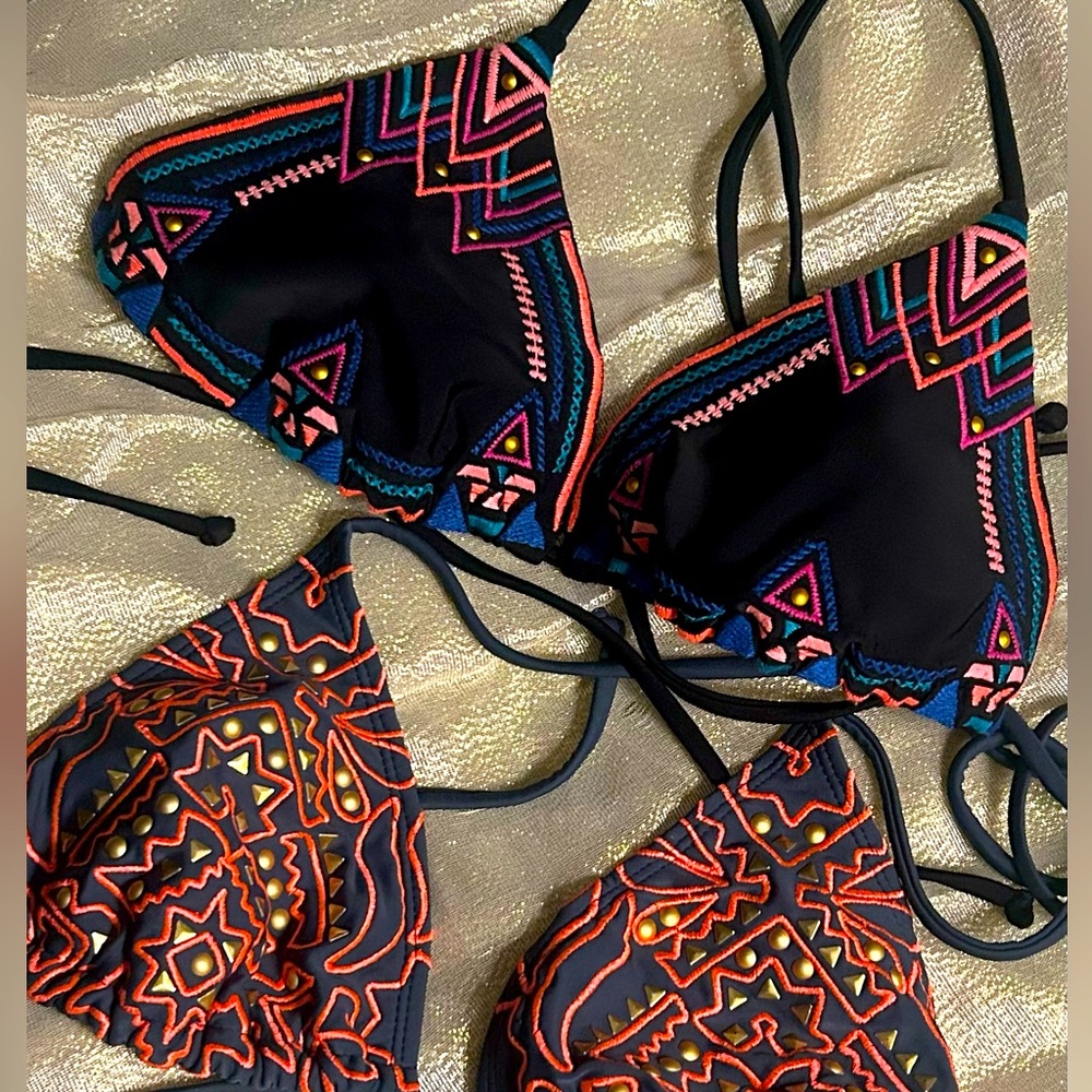 👙Xhilaration Triangle Studded and Embroidered  Bikini Tops (2) Medium Like new